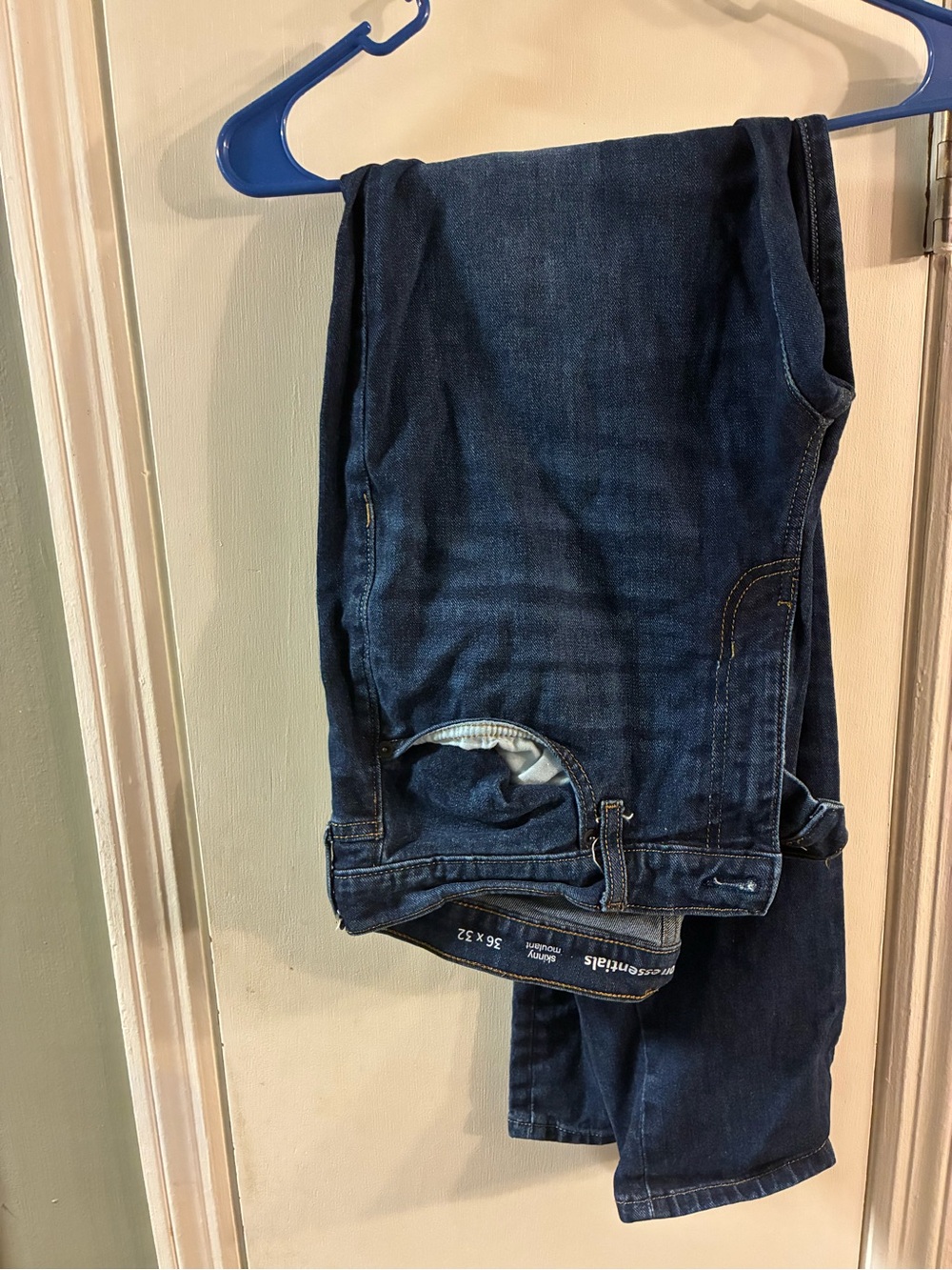 Men’s 36x32 Amazon Essentials Skinny Fit Jeans Dark Blue Denim 5 Pocket EUC